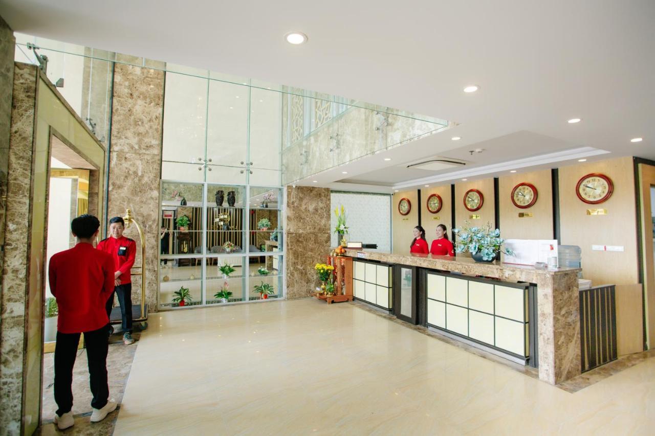 Lavencos Hotel Danang Exterior photo