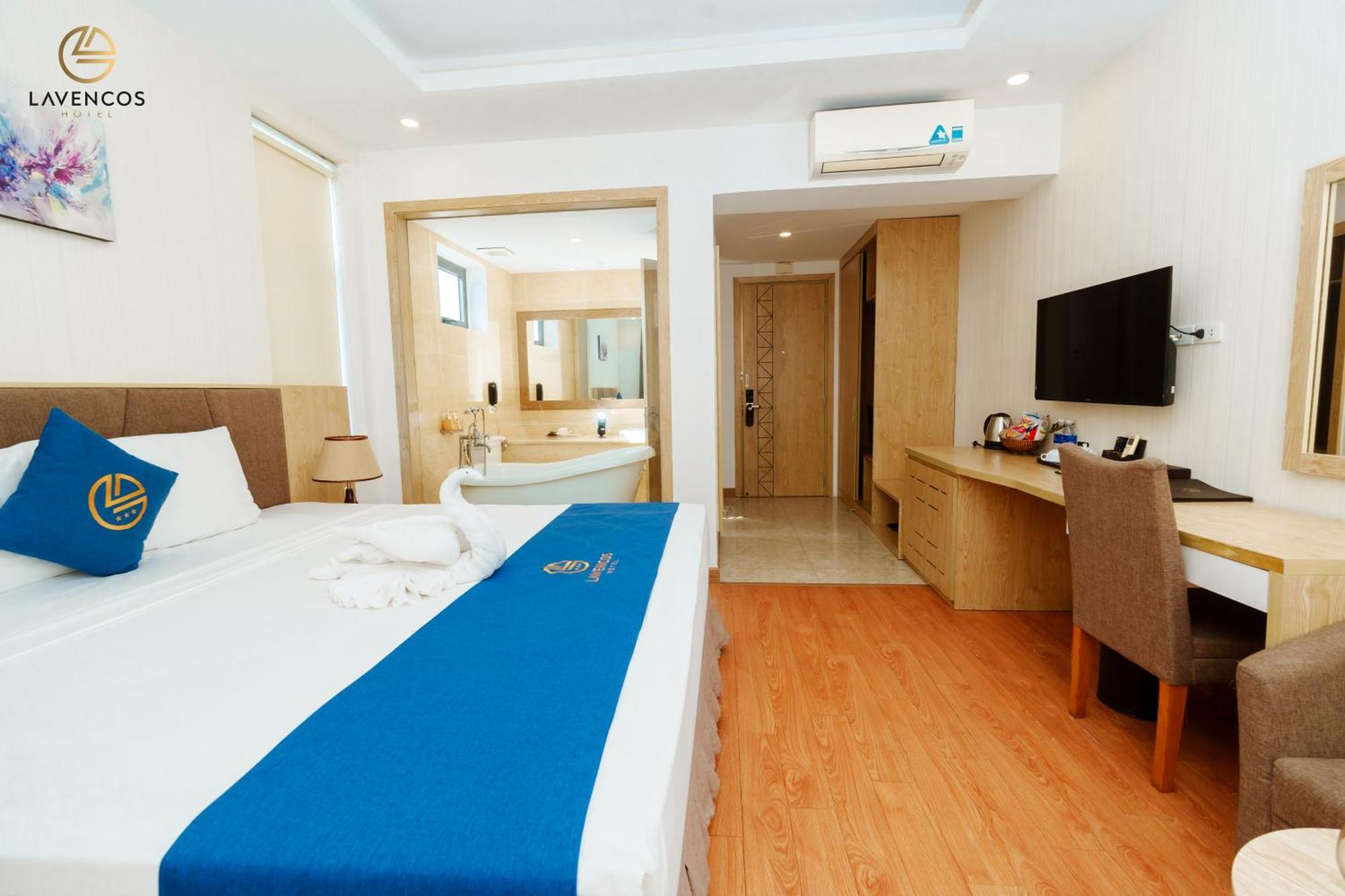 Lavencos Hotel Danang Exterior photo