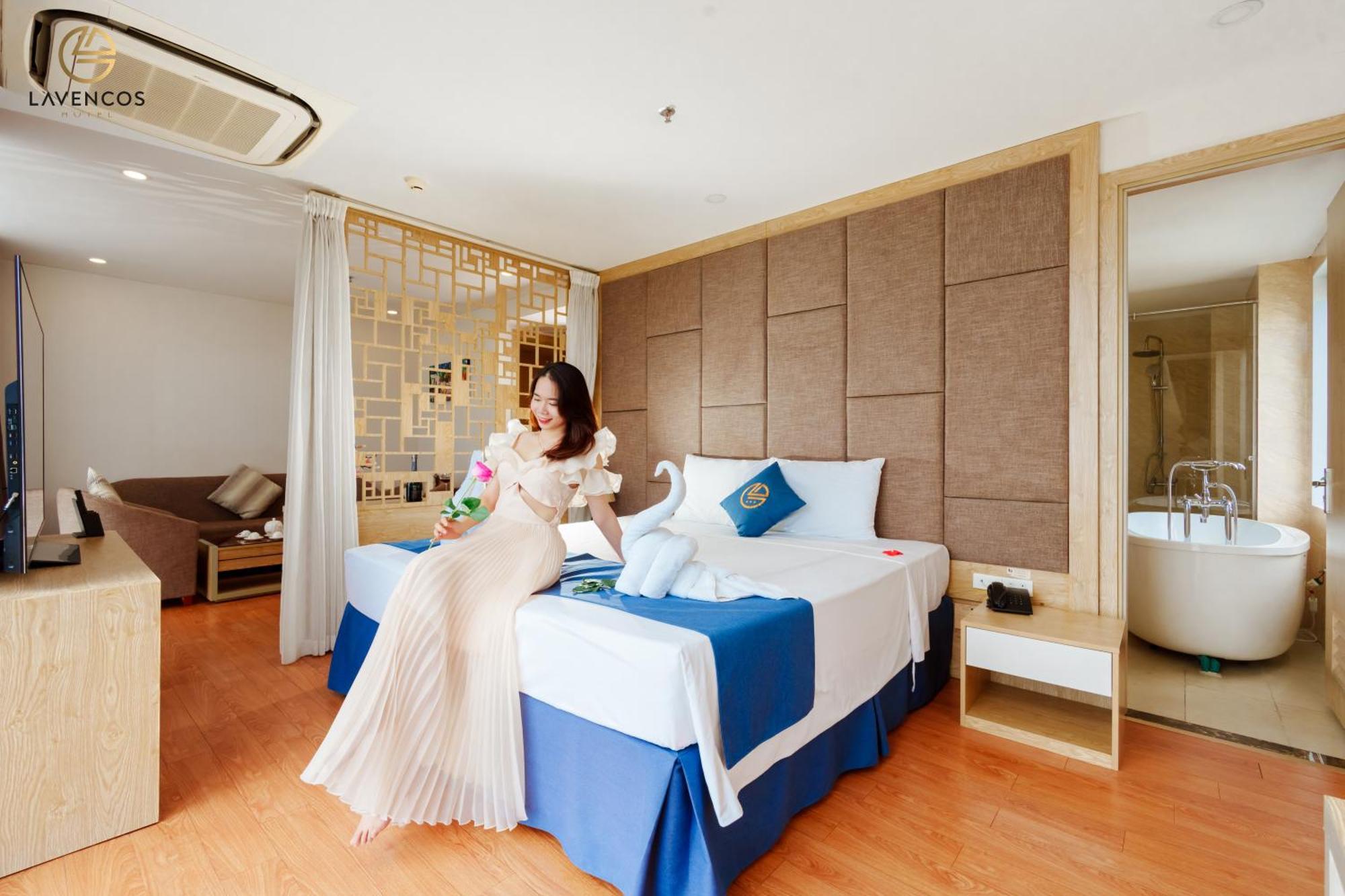 Lavencos Hotel Danang Exterior photo