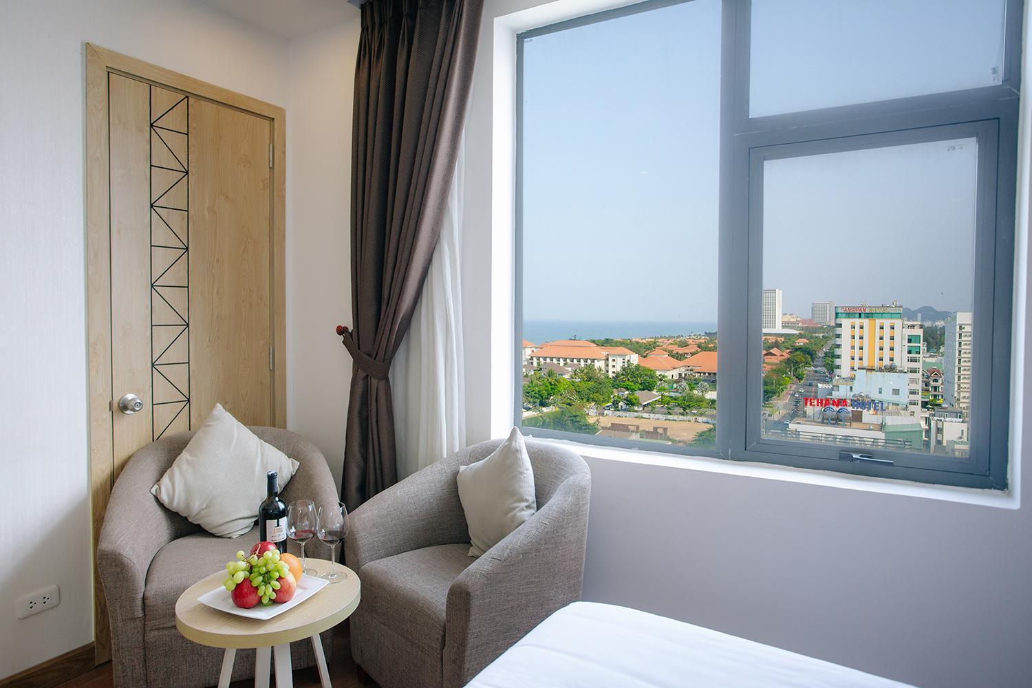 Lavencos Hotel Danang Exterior photo